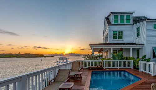 Four-Bedroom Holiday Home