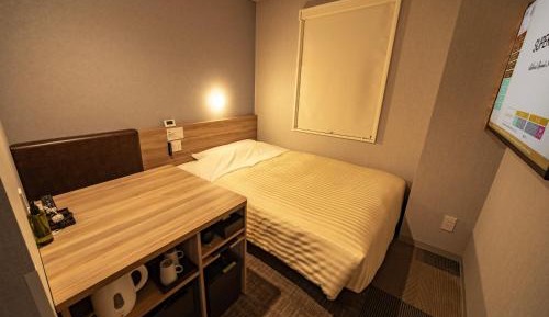 Double Room with Wide Desk - Non-Smoking