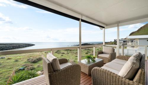 Four-Bedroom Holiday Home