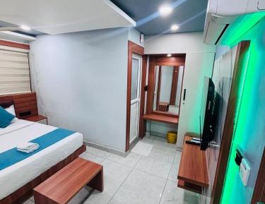 Standard King Room
