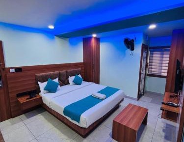 Large Double Room