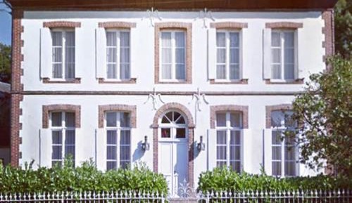 Standard Villa