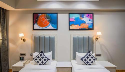 Standard Twin Room
