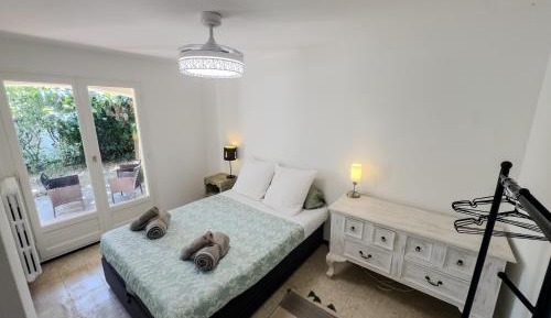 Room #1473622701
