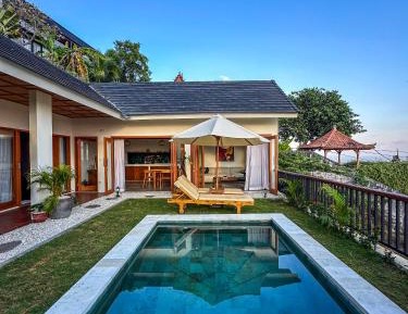Villa with Sea View