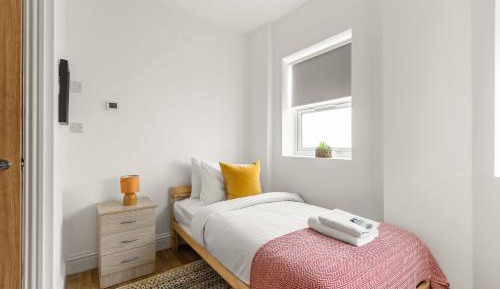 Room #1474214601