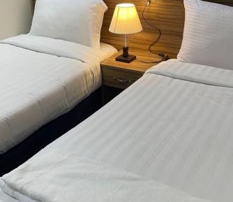 Large Twin Room