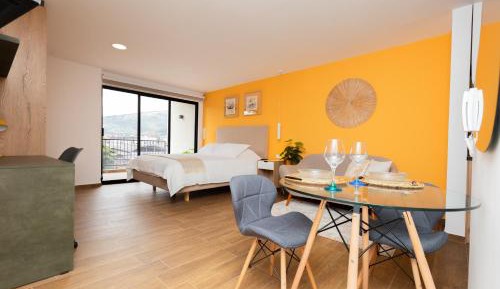 Room #1473625301