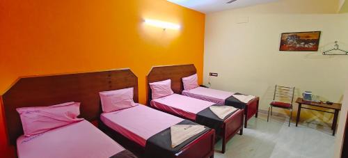 Deluxe Family Room
