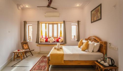 Suite with City View