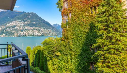 Apartment with Lake View