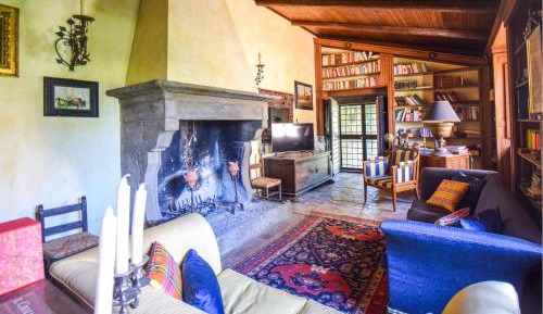 Four-Bedroom Holiday Home