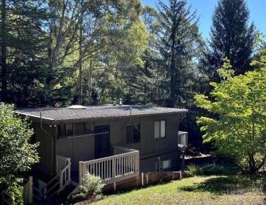 Four-Bedroom Holiday Home