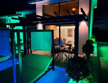 One-Bedroom Villa