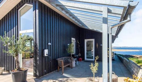 Four-Bedroom Holiday Home