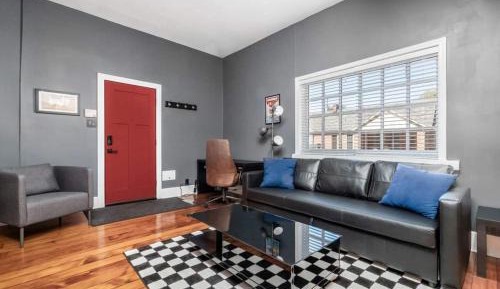 One-Bedroom House