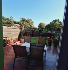 One-Bedroom Apartment with Garden