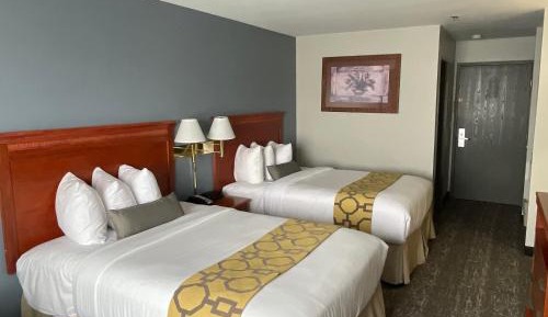 Deluxe Double Room with Two Double Beds - Non-Smoking