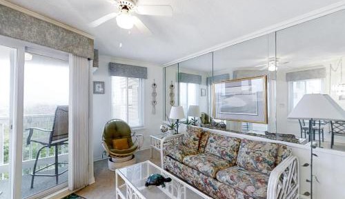 One Bedroom Apartment