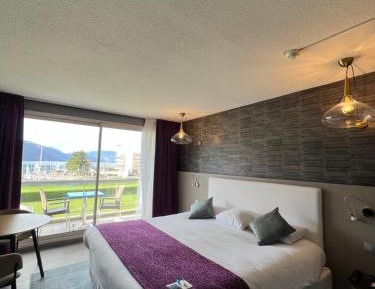 Double Room with Lake View and Spa Access