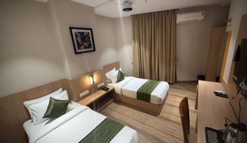 Room #1469645002