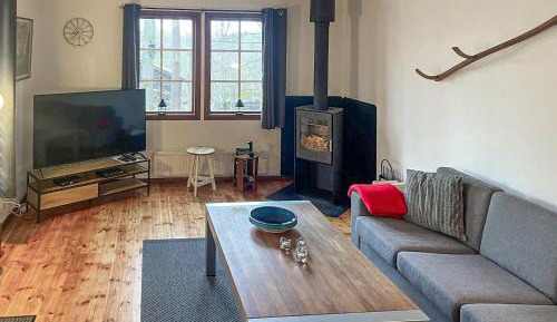 Four-Bedroom Holiday Home