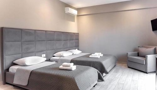 Triple Room with Mountain View