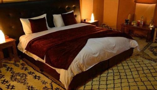 Double or Twin Room with Private Bathroom
