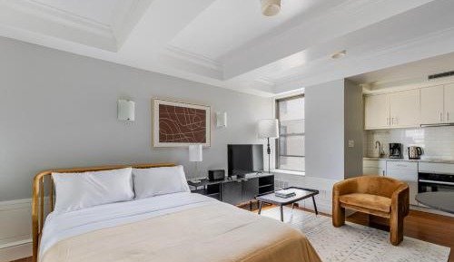 Studio Apartment