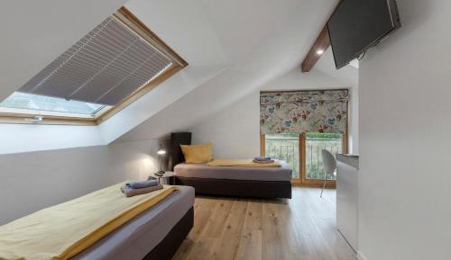 Superior One-Bedroom Apartment