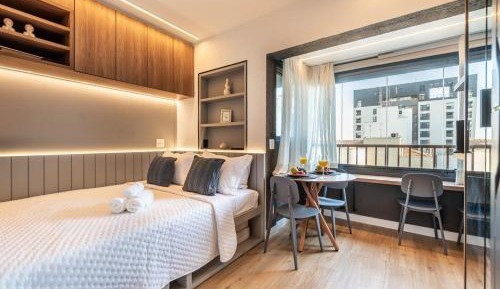 Studio Apartment with Queen Bed