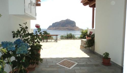 One-Bedroom Apartment with Balcony and Sea View