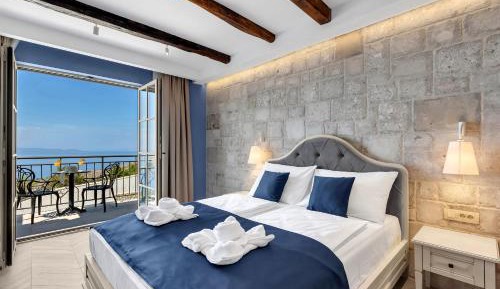Deluxe Double Room with Sea View