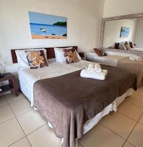 Triple Room with Pool View