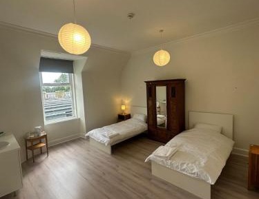 Standard Twin Room with Shared Bathroom