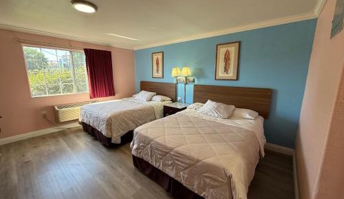 2 Queen Beds Non-Smoking