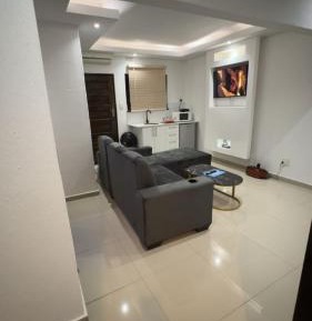 Apartment with Pool View 