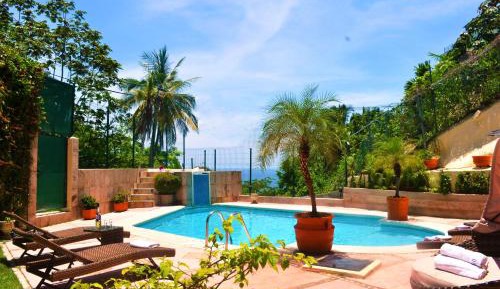 Studio Apartment with Sea View