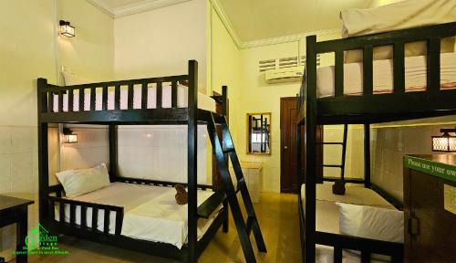 Bed in 6-Bed Mixed Dormitory Room