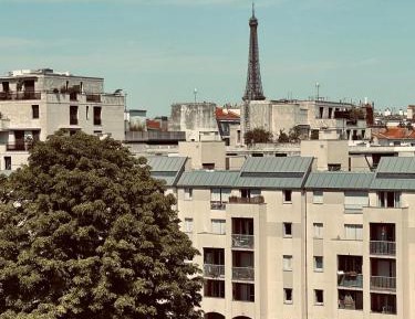 Deluxe One-Bedroom Apartment with City View