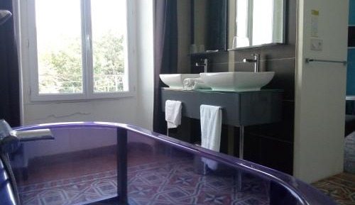 Deluxe Double Room with Bath