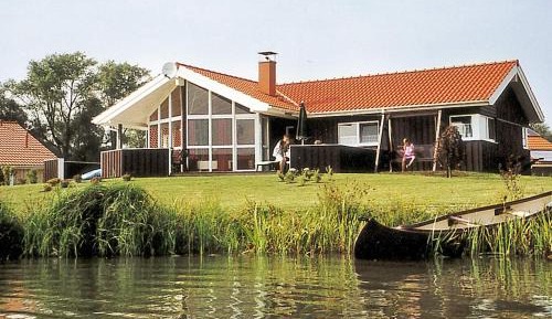 Three-Bedroom Holiday Home 