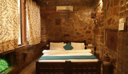 Junior Suite with Balcony
