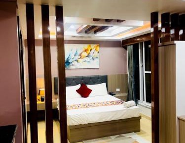 Studio Apartment with King Bed