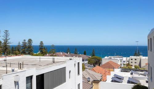 Apartment with Sea View