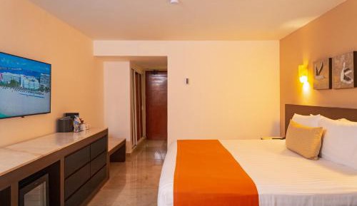 Standard Double Room with Lagoon view