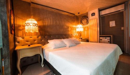 One-Bedroom Villa
