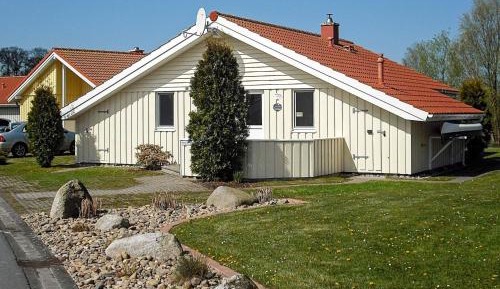 Three-Bedroom Holiday Home 