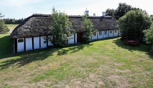 Five-Bedroom Holiday Home