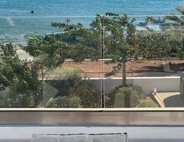 Villa - Beach Front